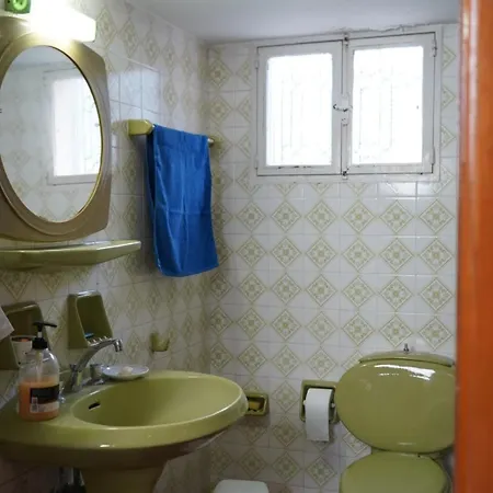 Traditional House Infinite View *